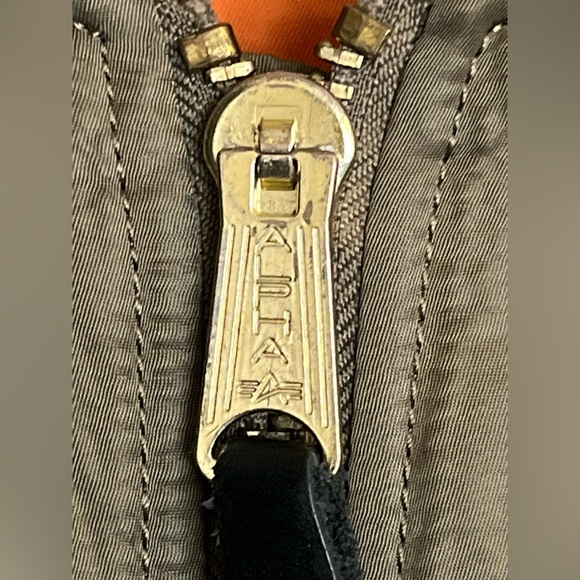 ALPHA INDUSTRIES MA-1 Reversible Bomber Jacket in Sage Green Size Small Slim Fit - Picture 8 of 15